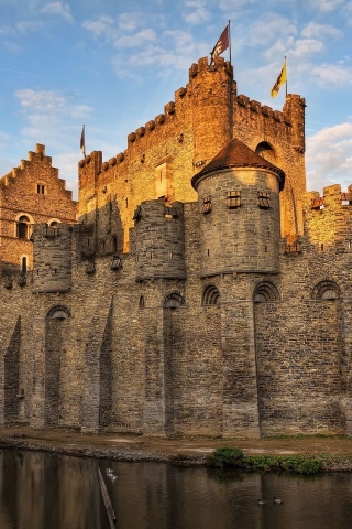 Gravensteen Castle Ghent for 320 x 480 iPhone resolution