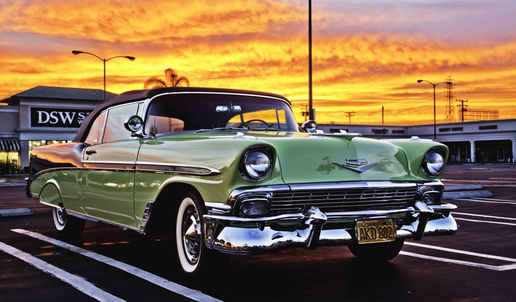 Green Classic Chevrolet for 1024 x 600 widescreen resolution