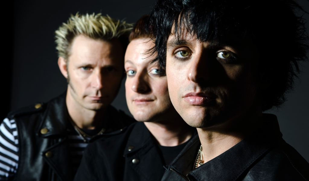 Green Day Band in Blak for 1024 x 600 widescreen resolution
