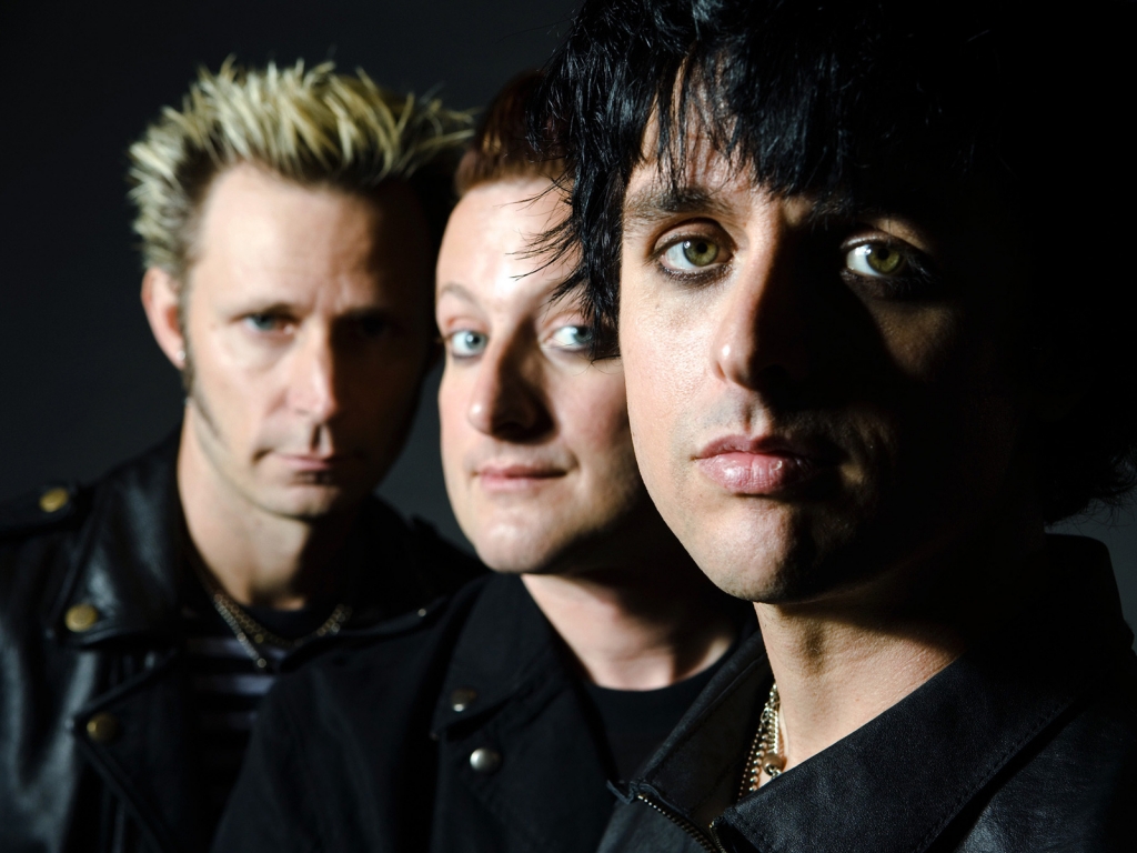 Green Day Band in Blak for 1024 x 768 resolution