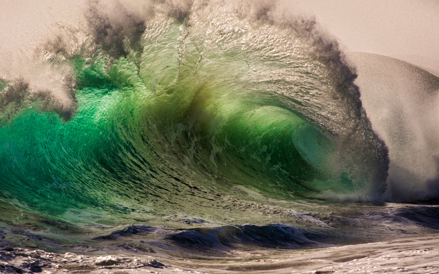 Green Ocean Wave for 1440 x 900 widescreen resolution