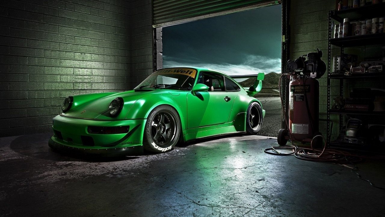 Green Porsche Carrera for 1280 x 720 HDTV 720p resolution