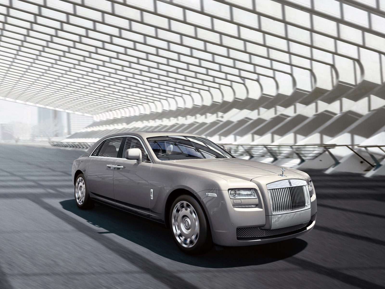 Grey Rolls Royce Ghost for 1600 x 1200 resolution