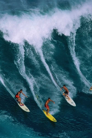 Guys Surfing for 320 x 480 iPhone resolution