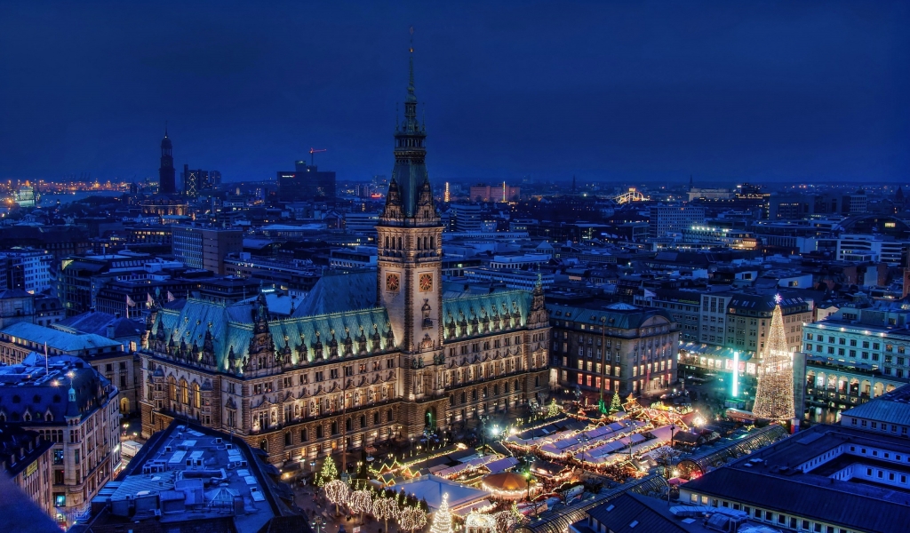 Hamburg Night View for 1024 x 600 widescreen resolution