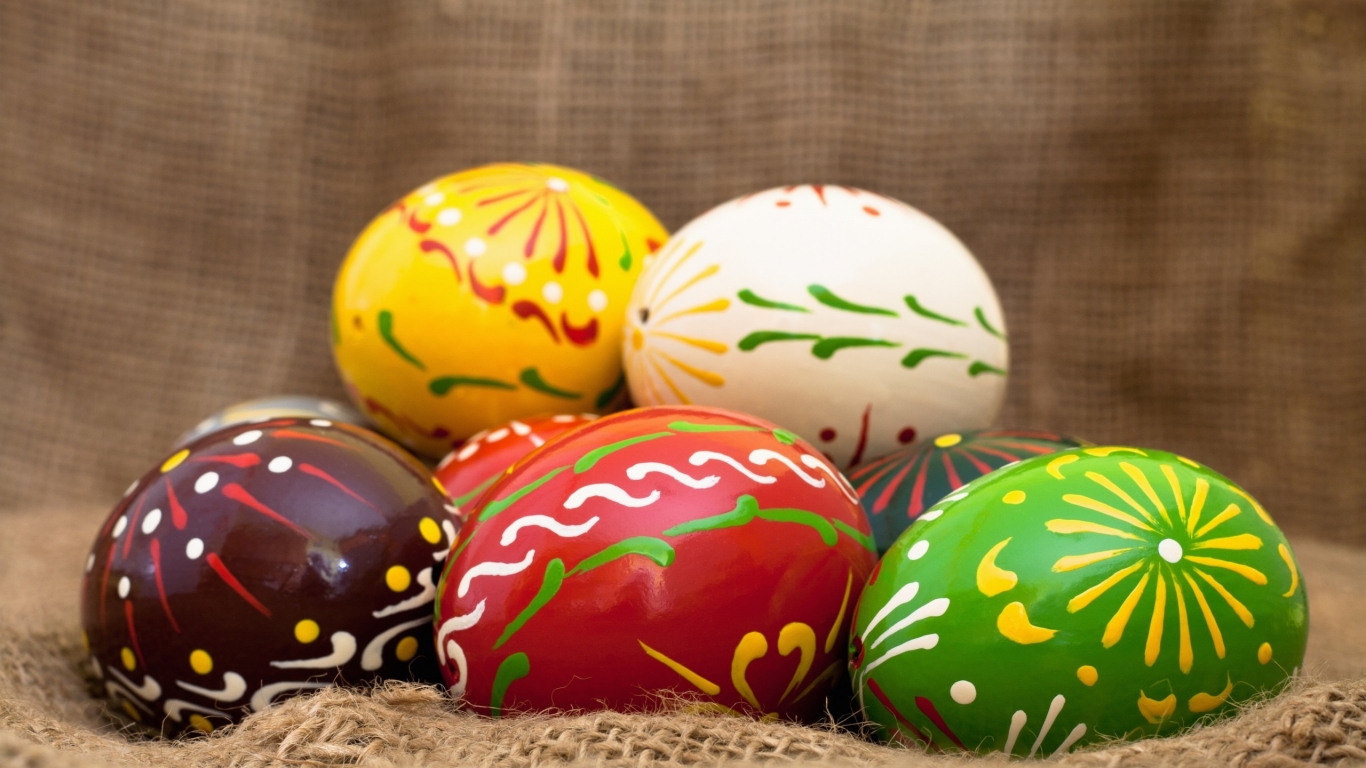 Handmade Easter Eggs for 1366 x 768 HDTV resolution
