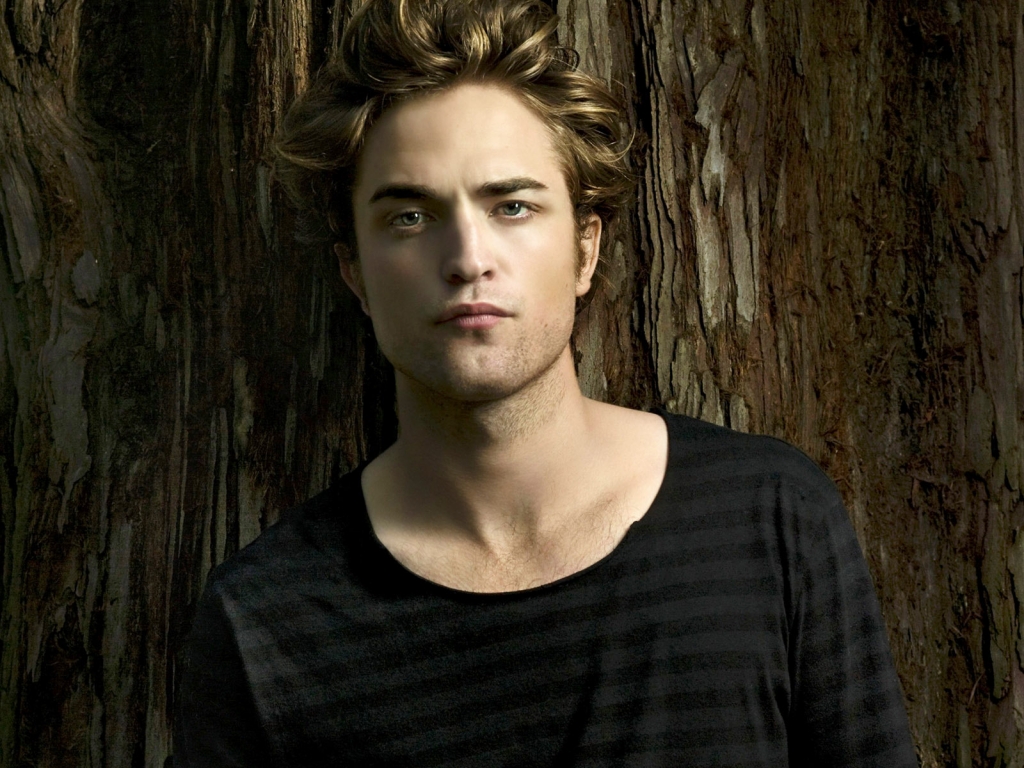 Handsome Robert Pattinson for 1024 x 768 resolution