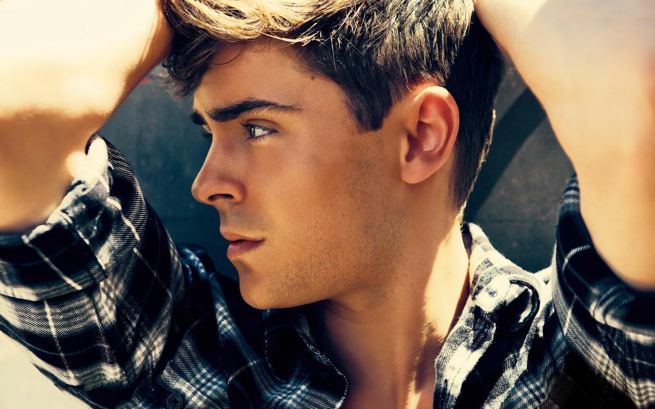 Handsome Zac Efron for 1280 x 800 widescreen resolution