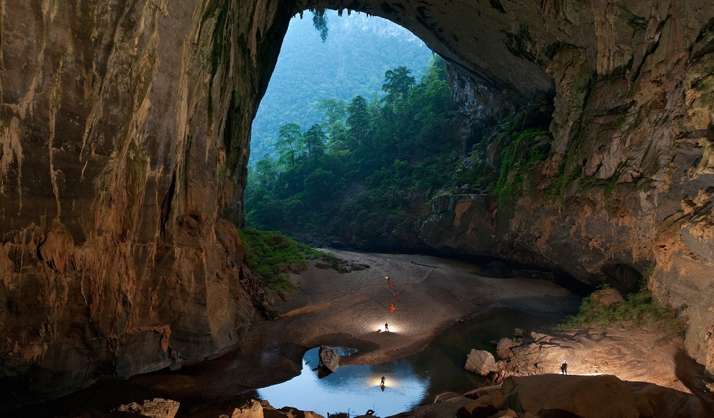 Hang Son Doong Cave for 1024 x 600 widescreen resolution