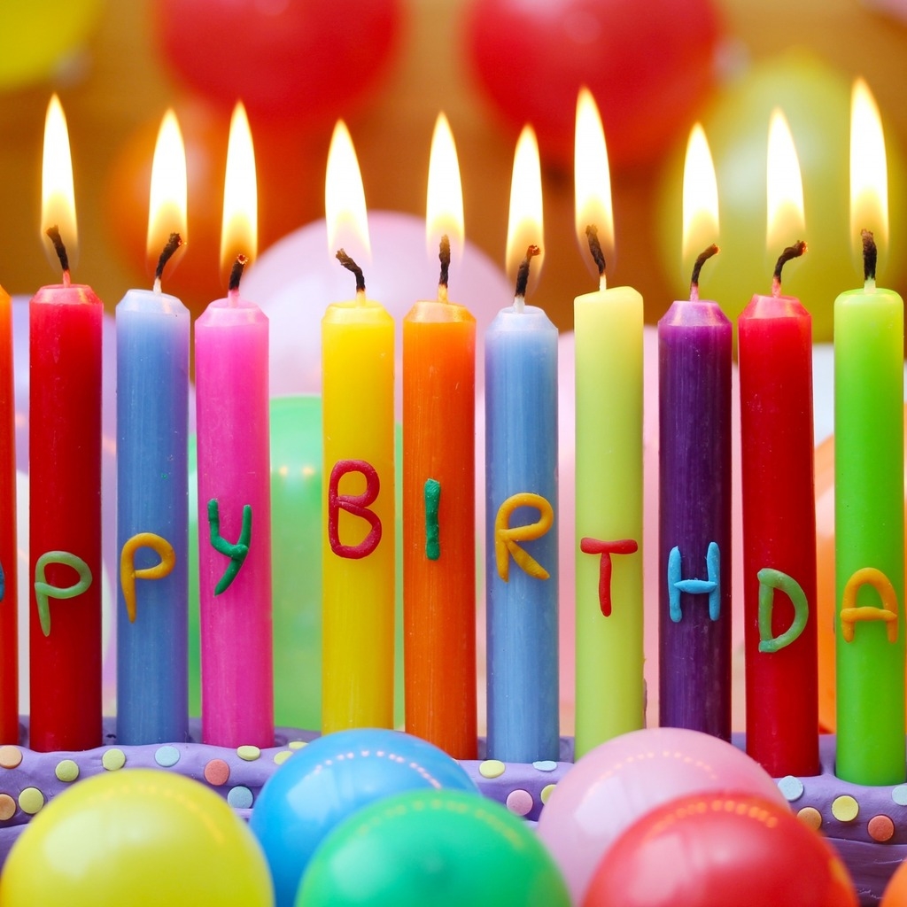 Happy Birthday Candles for 1024 x 1024 iPad resolution