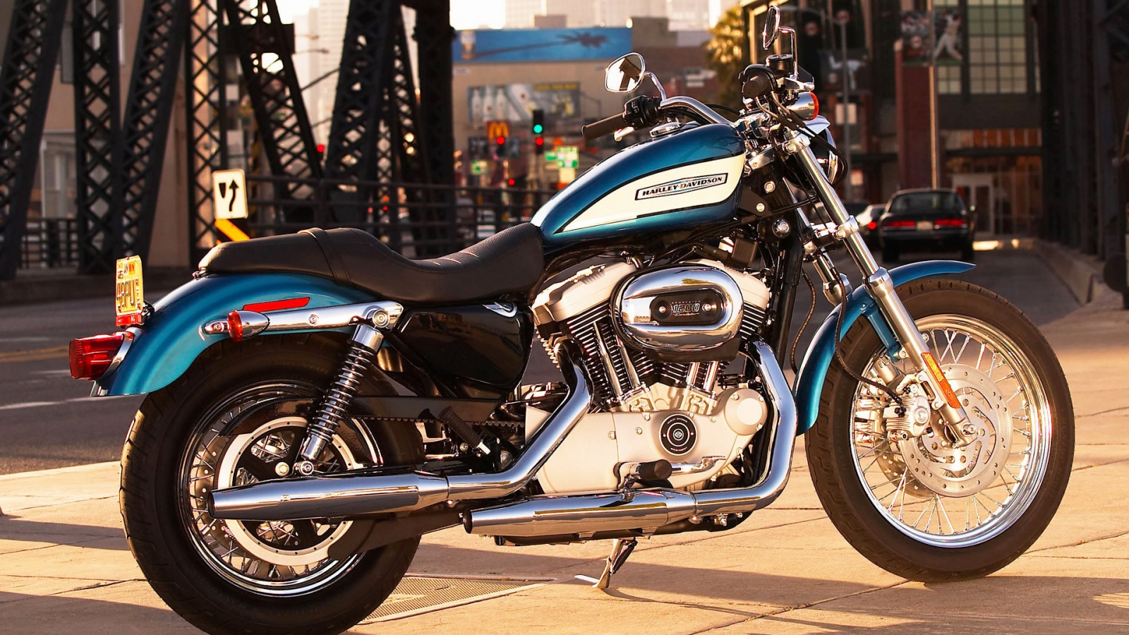 Harley Davidson 1200 for 1600 x 900 HDTV resolution