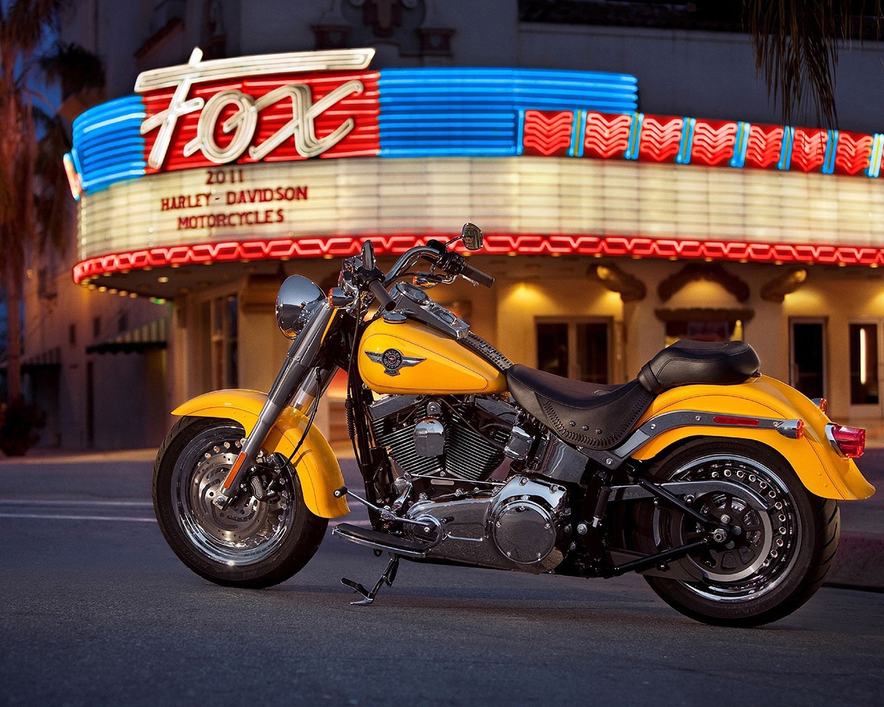 Harley Davidson Fatboy for 1280 x 1024 resolution