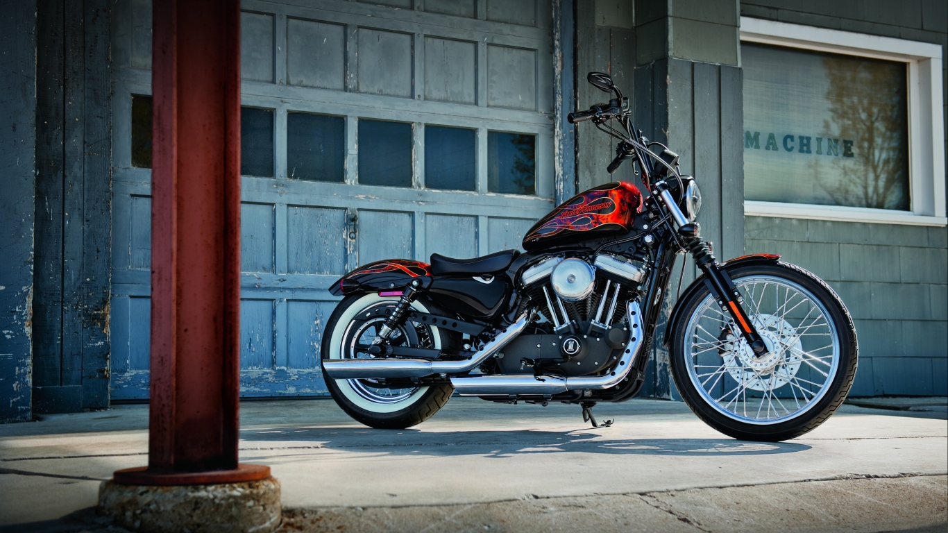 Harley Davidson Sporster XL 1200 for 1366 x 768 HDTV resolution