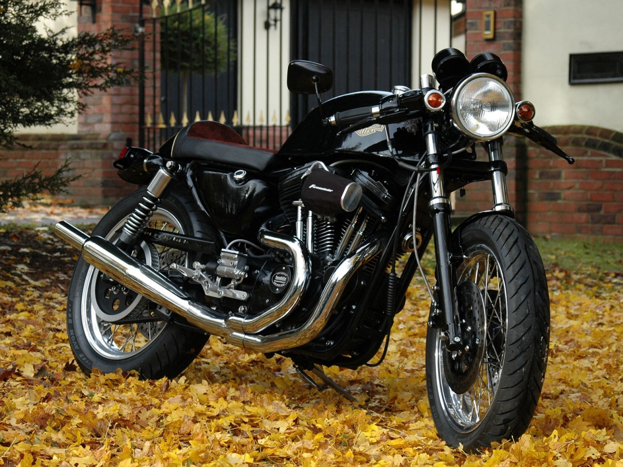 Harley Davidson Thunderstorm for 1280 x 960 resolution
