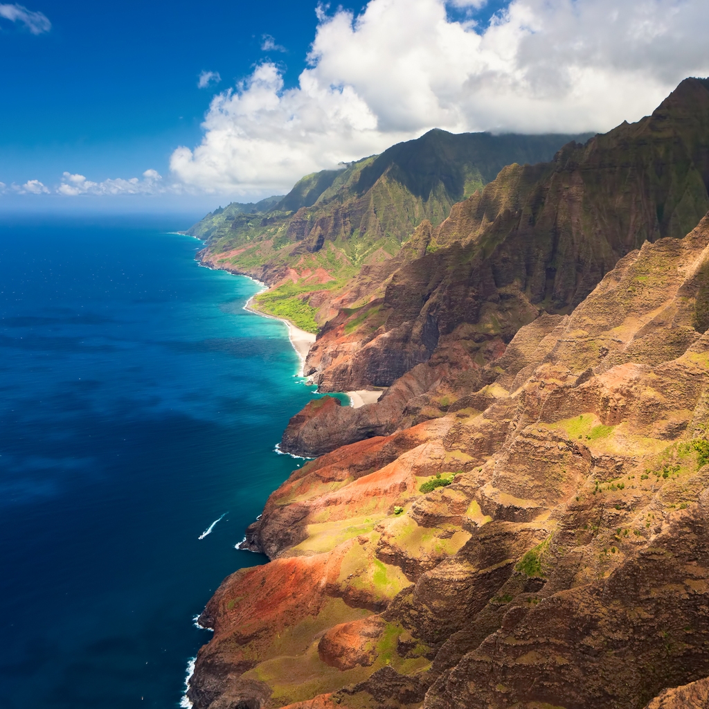 Hawaii Beach for 1024 x 1024 iPad resolution