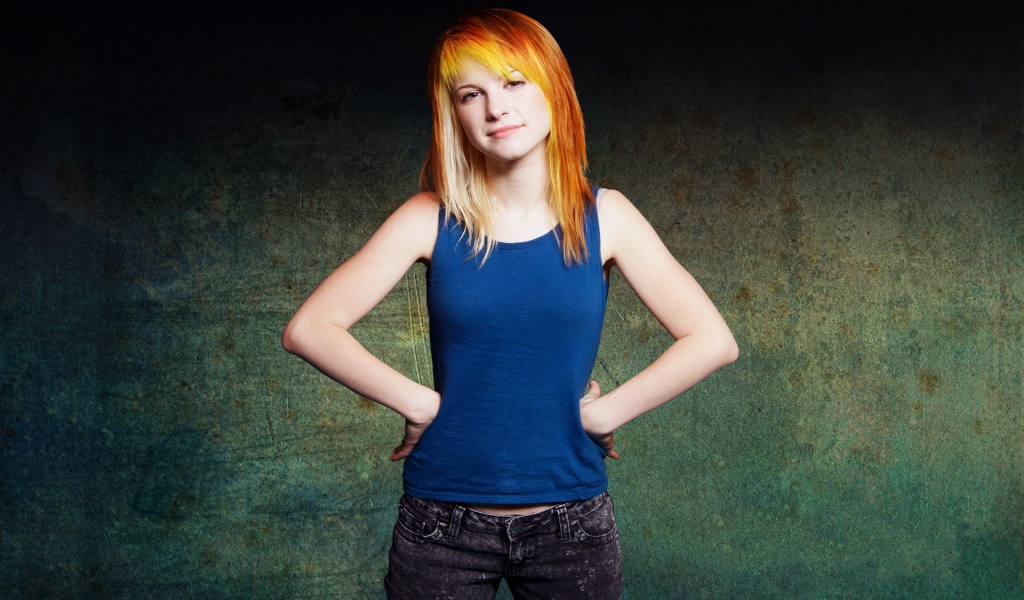 Hayley Williams Artist for 1024 x 600 widescreen resolution