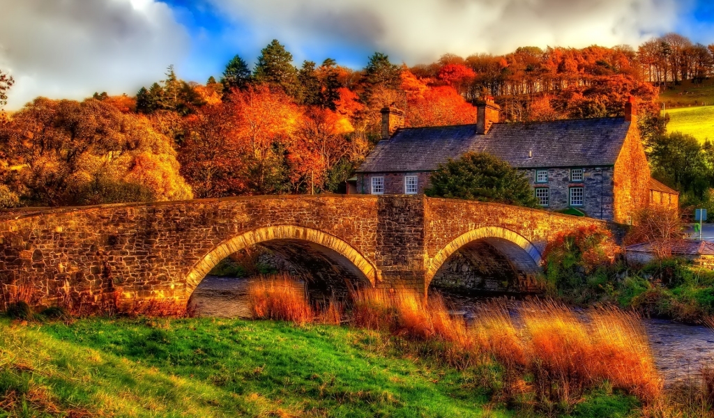 HDR Old Bridge and House for 1024 x 600 widescreen resolution