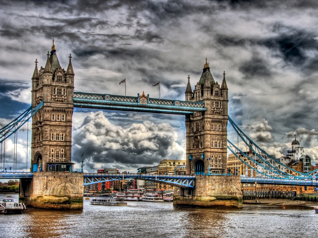 HDR Tower Bridge for 1024 x 768 resolution