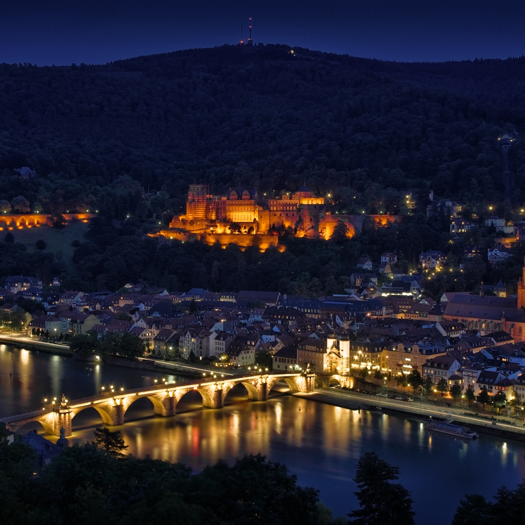 Heidelberg Night Lights for 1024 x 1024 iPad resolution
