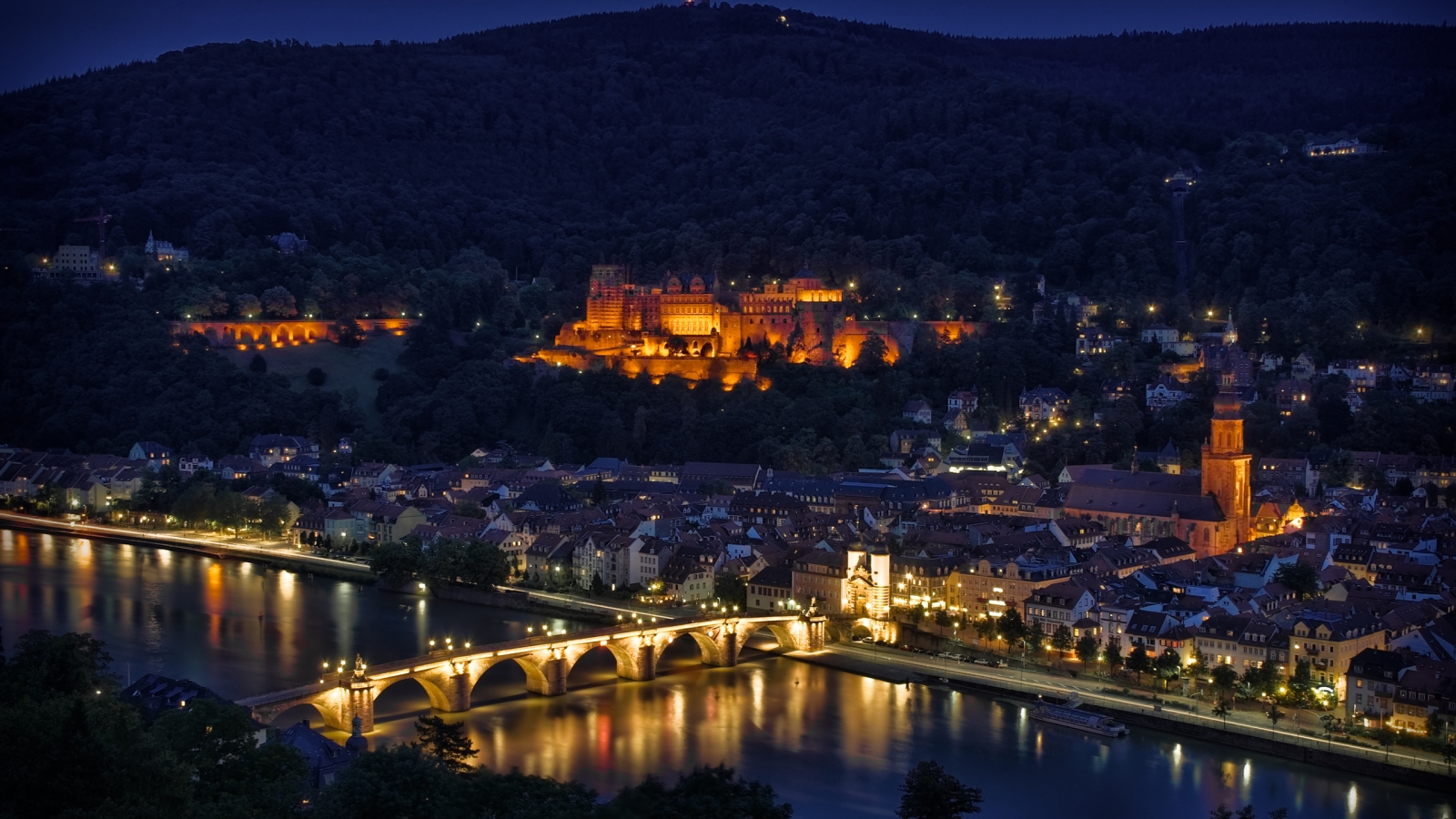 Heidelberg Night Lights for 1600 x 900 HDTV resolution