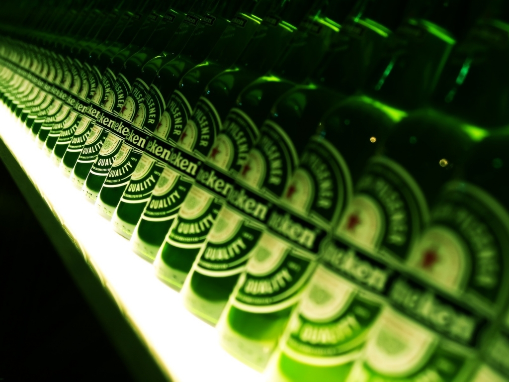 Heineken Anyone for 1024 x 768 resolution