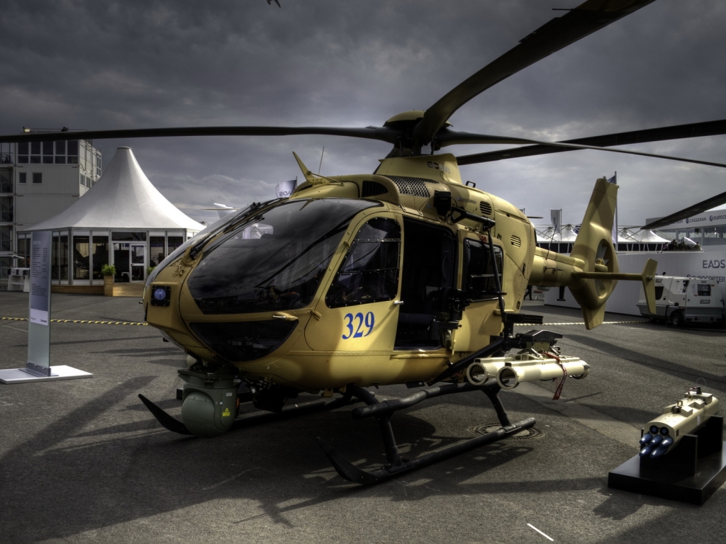 Helicopter EC 635  for 1024 x 768 resolution