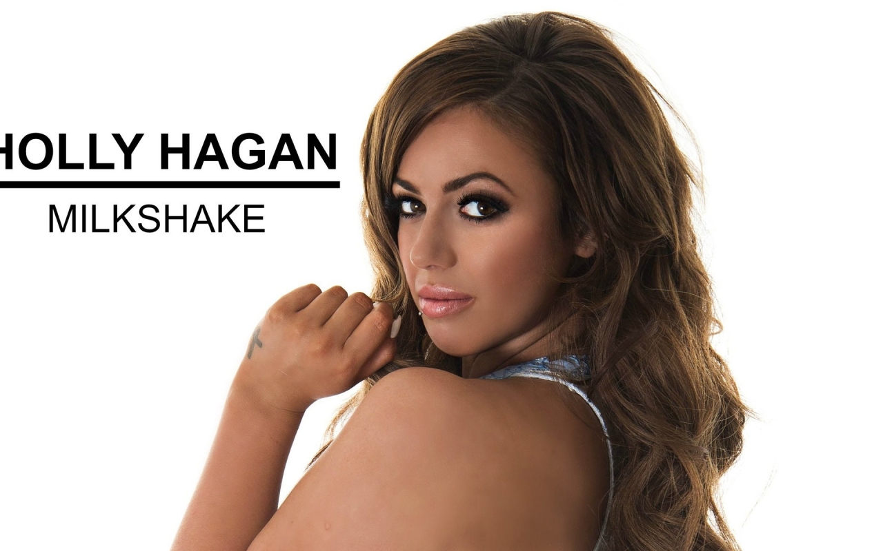 Holly Hagan Look for 1280 x 800 widescreen resolution