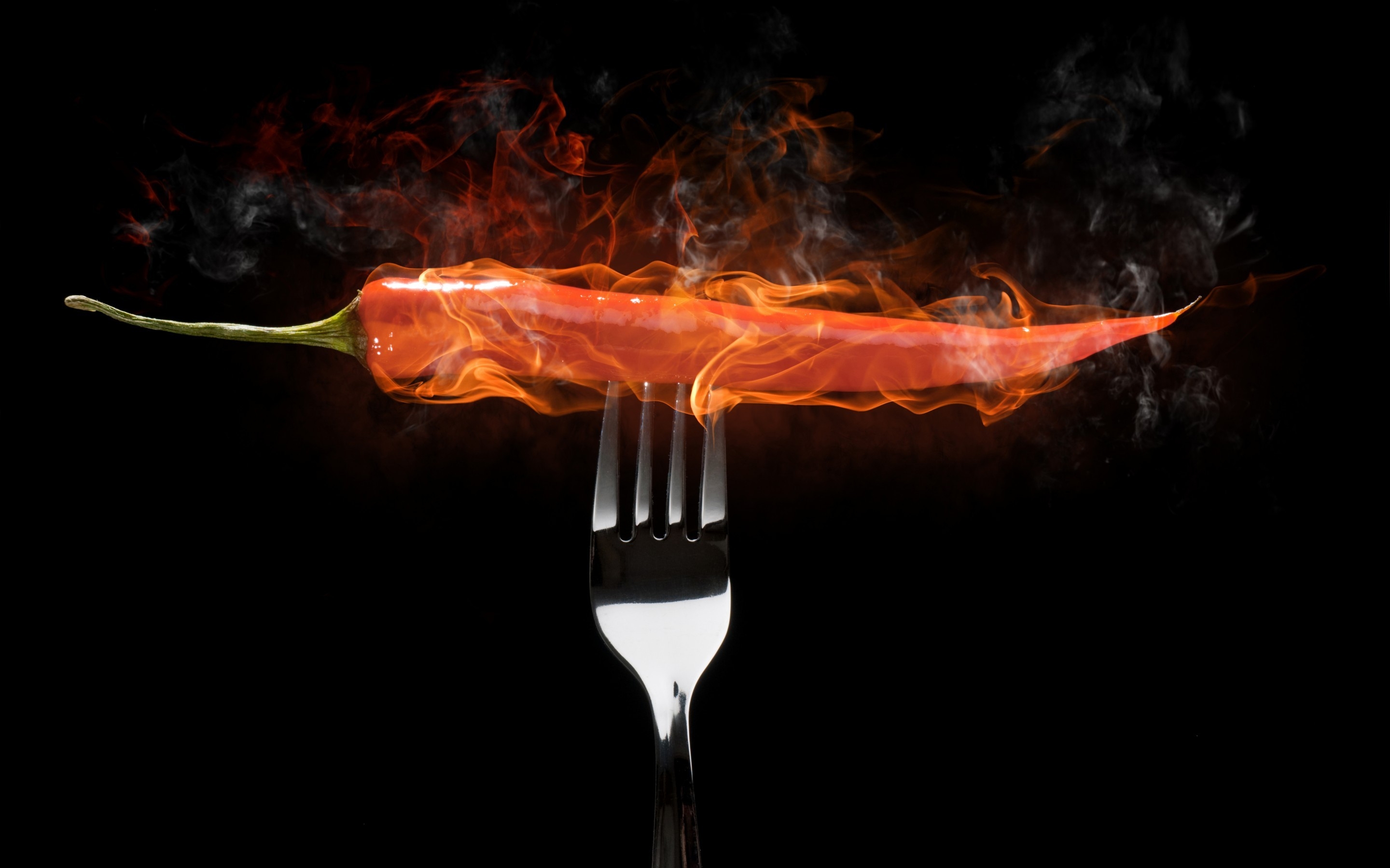 Hot Pepper in Fire for 2880 x 1800 Retina Display resolution
