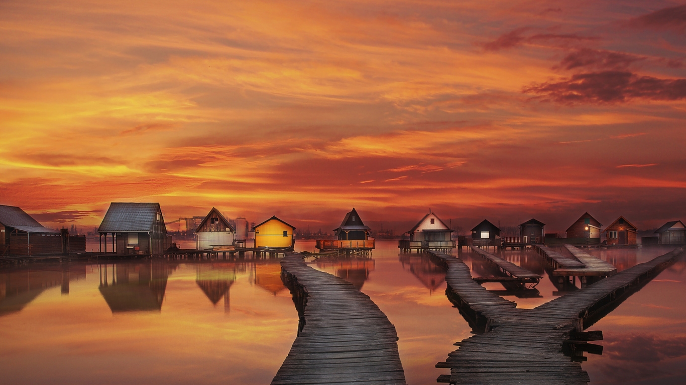 Houses on Water for 1366 x 768 HDTV resolution