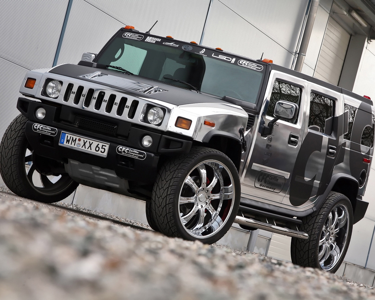 Hummer H2 CFC for 1280 x 1024 resolution