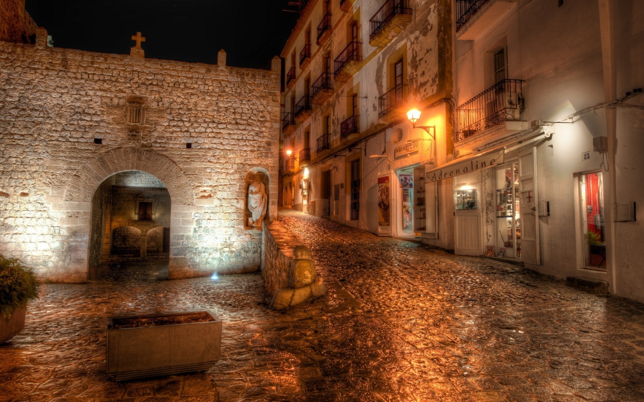 Ibiza Street for 1280 x 800 widescreen resolution