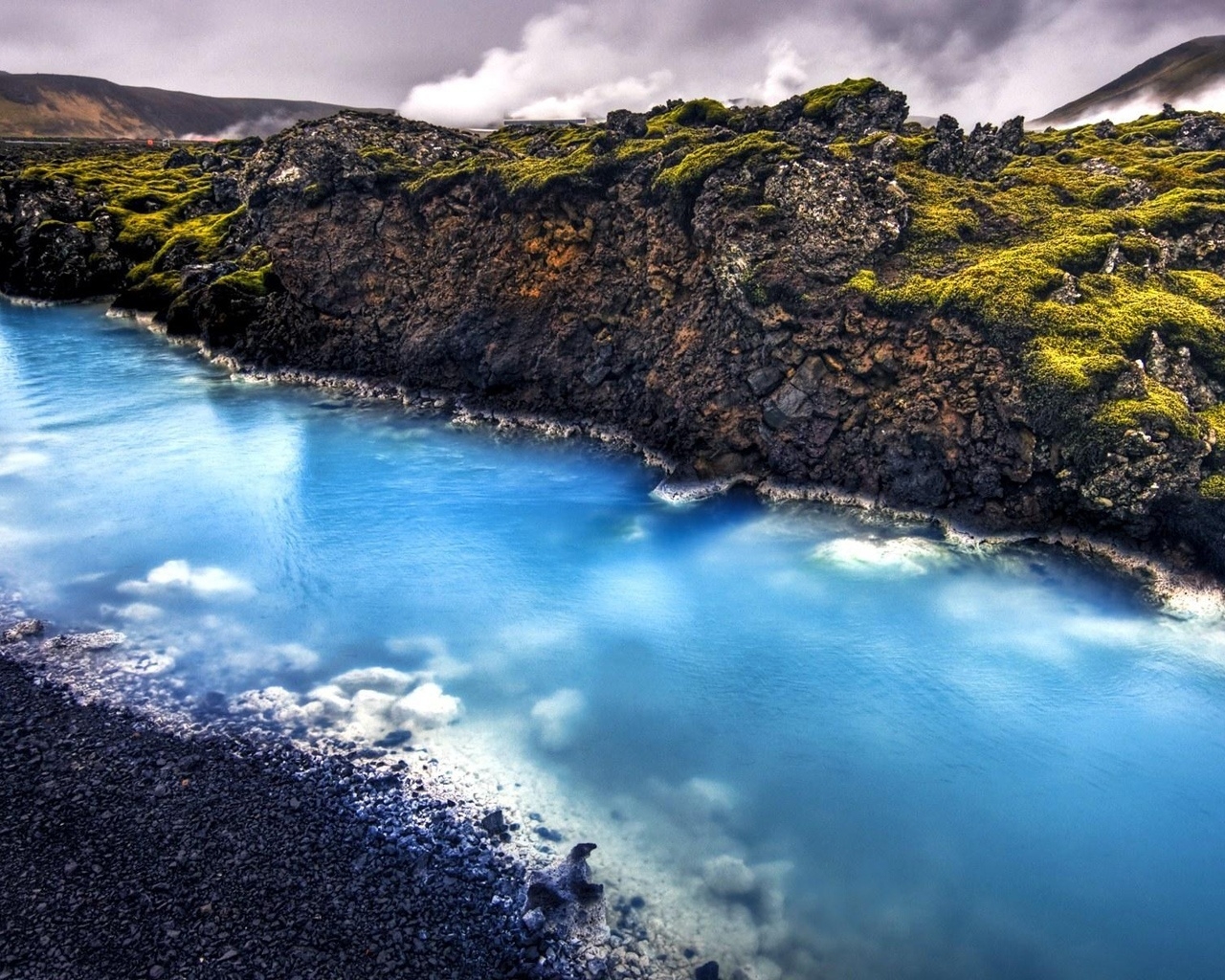 Iceland Landscape the Blue Calcite Stream Near the Geothermal for 1280 x 1024 resolution