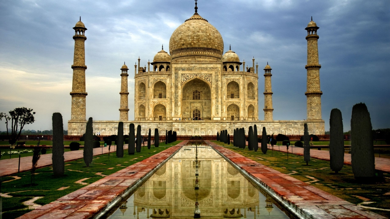 India Taj Mahal for 1366 x 768 HDTV resolution
