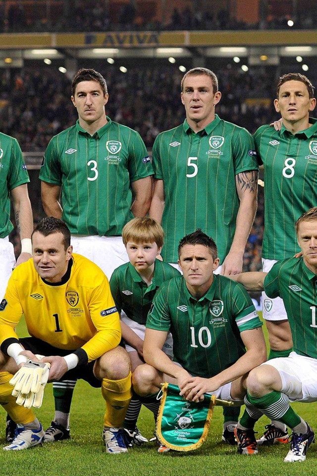 Ireland National Team for 640 x 960 iPhone 4 resolution