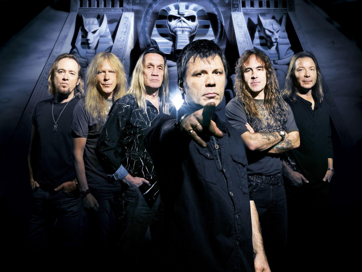 Iron Maiden Band for 1152 x 864 resolution