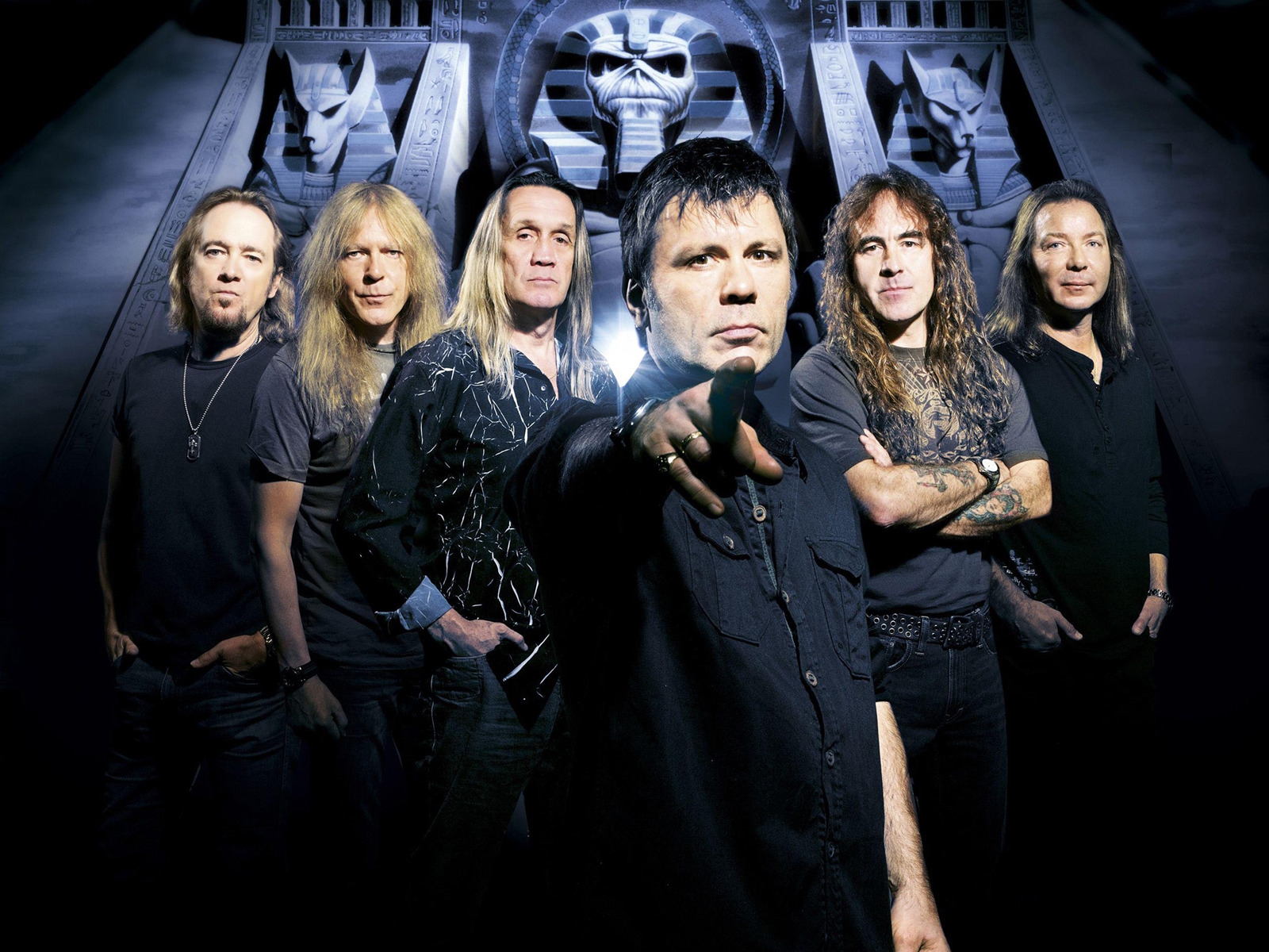 Iron Maiden Band for 1600 x 1200 resolution