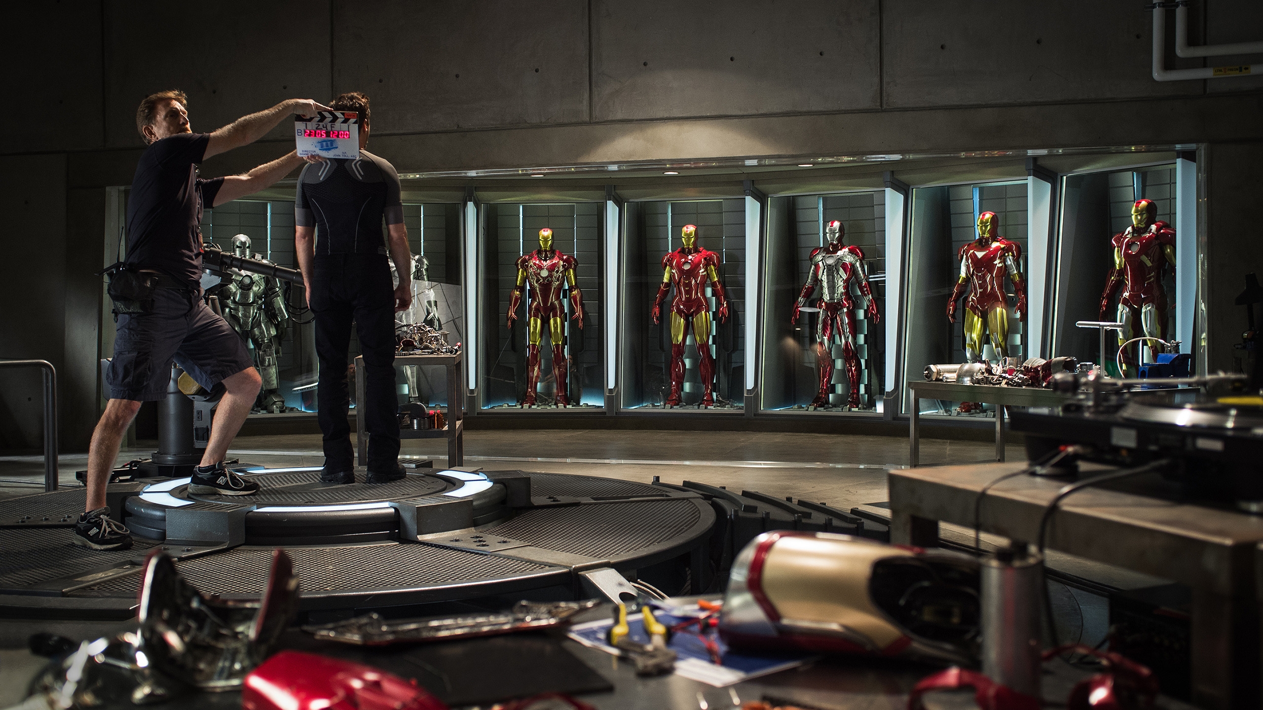 Iron Man 3 Scene for 2560x1440 HDTV resolution