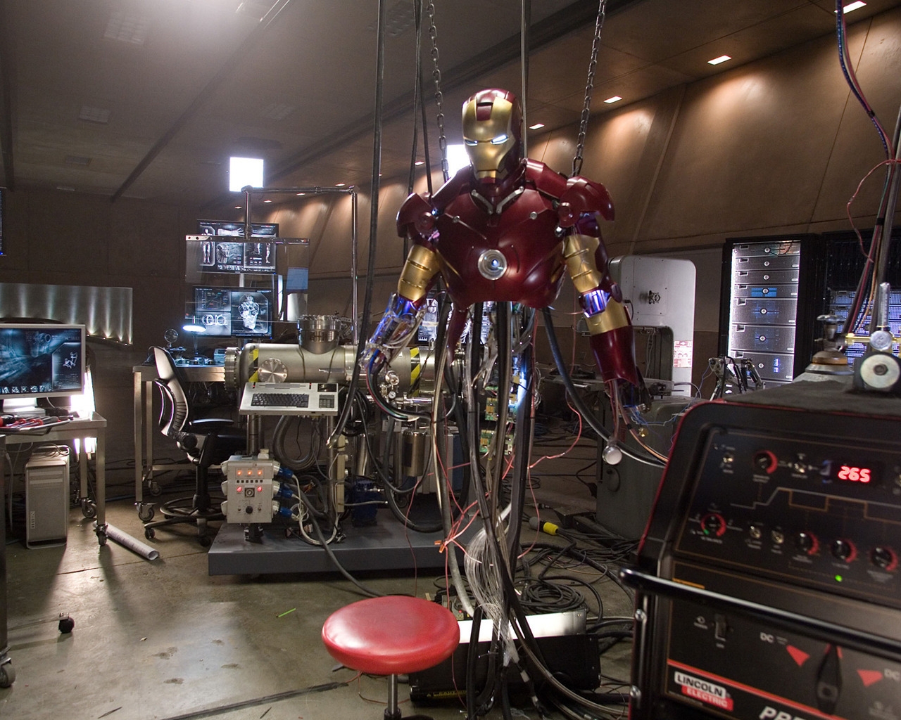 Iron Man Laboratory for 1280 x 1024 resolution