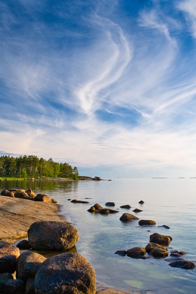 Island of Rakin Kotka for 640 x 960 iPhone 4 resolution