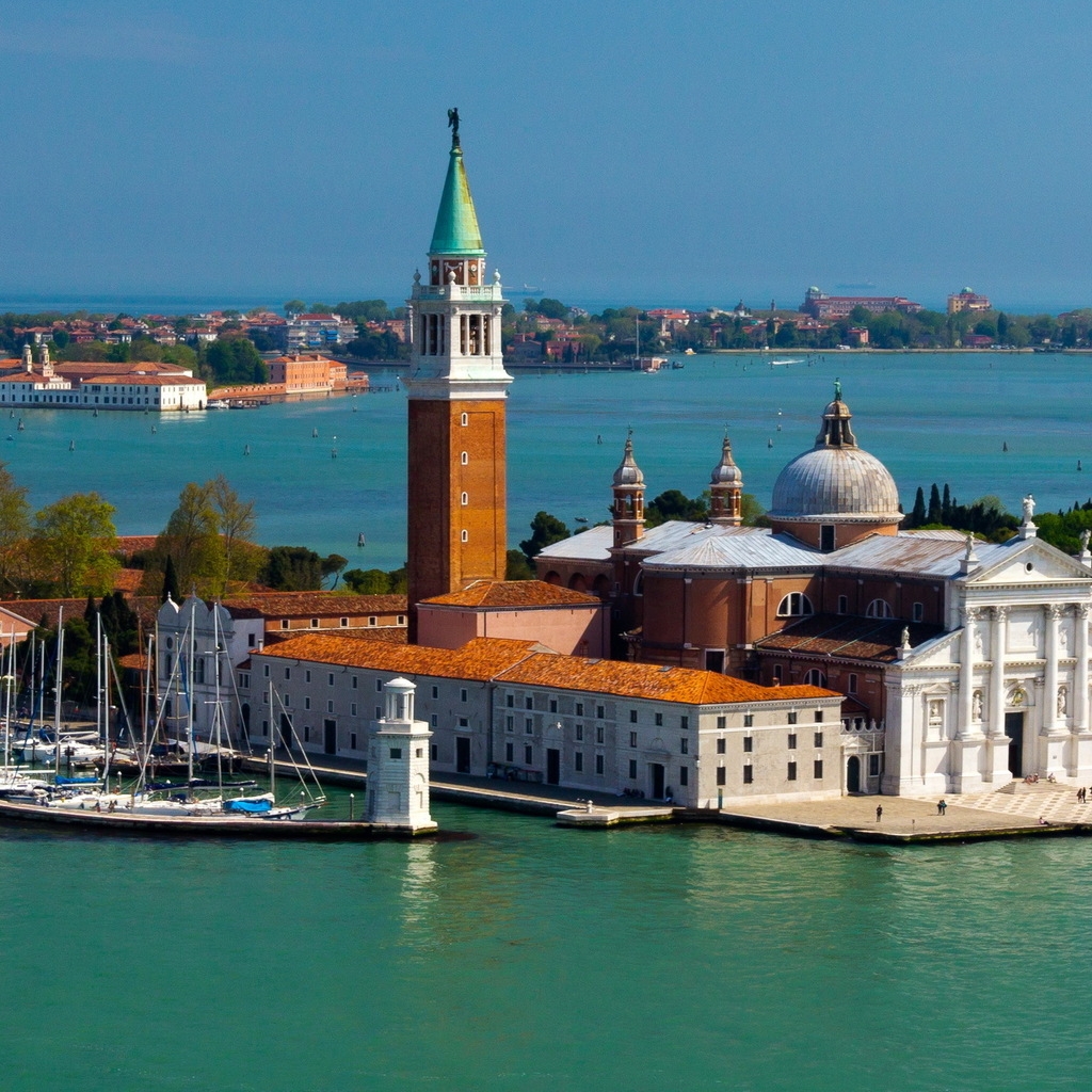 Island San Giorgio Maggiore Venice for 1024 x 1024 iPad resolution