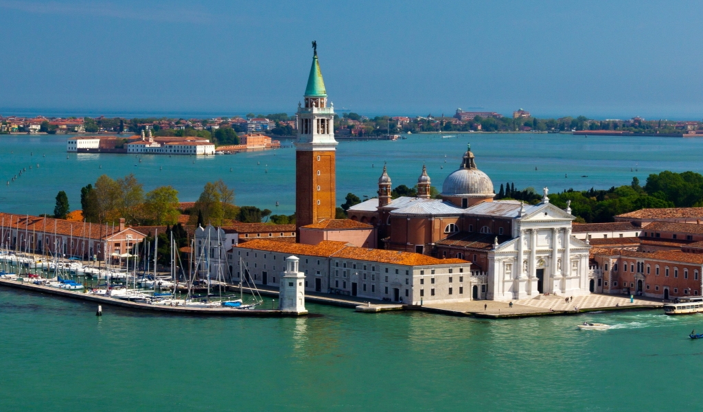 Island San Giorgio Maggiore Venice for 1024 x 600 widescreen resolution
