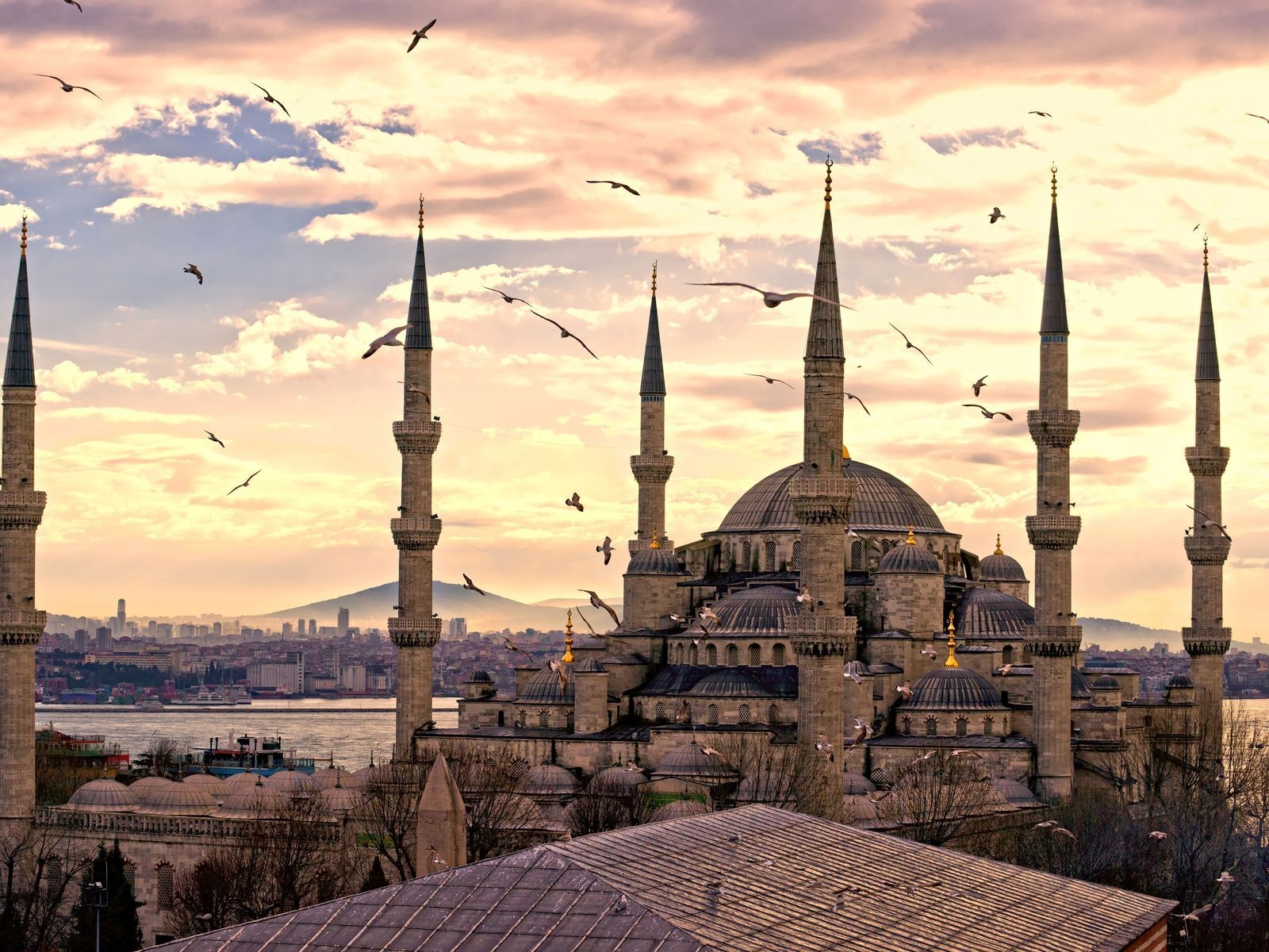 Istambul for 1600 x 1200 resolution