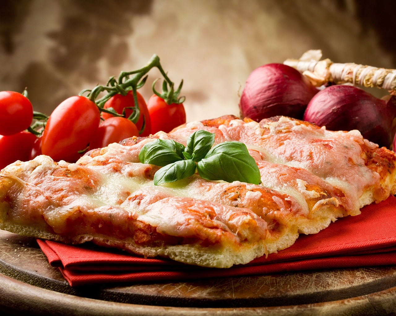 Italian Pizza Slice for 1280 x 1024 resolution