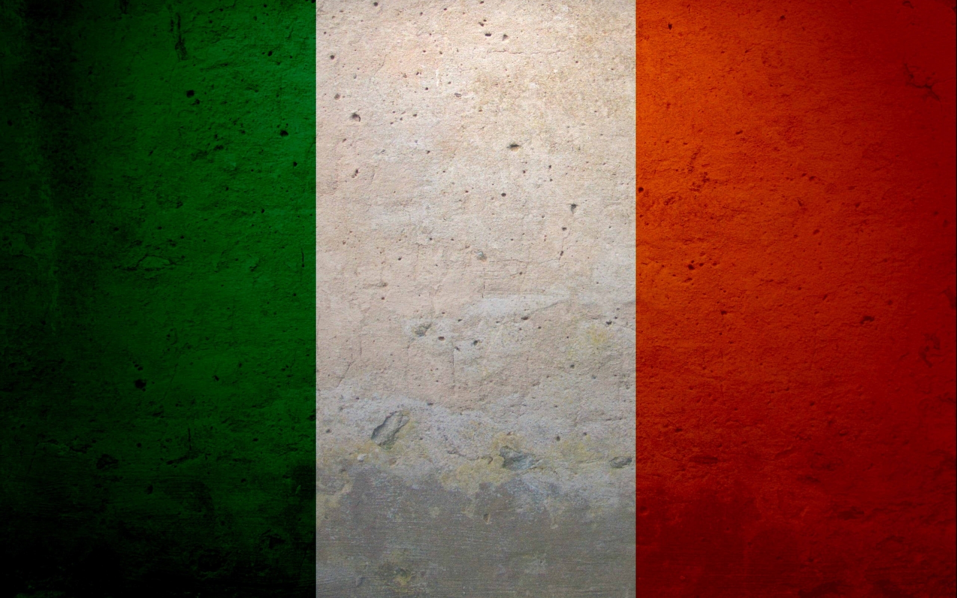 Italy Grunge Flag for 1920 x 1200 widescreen resolution
