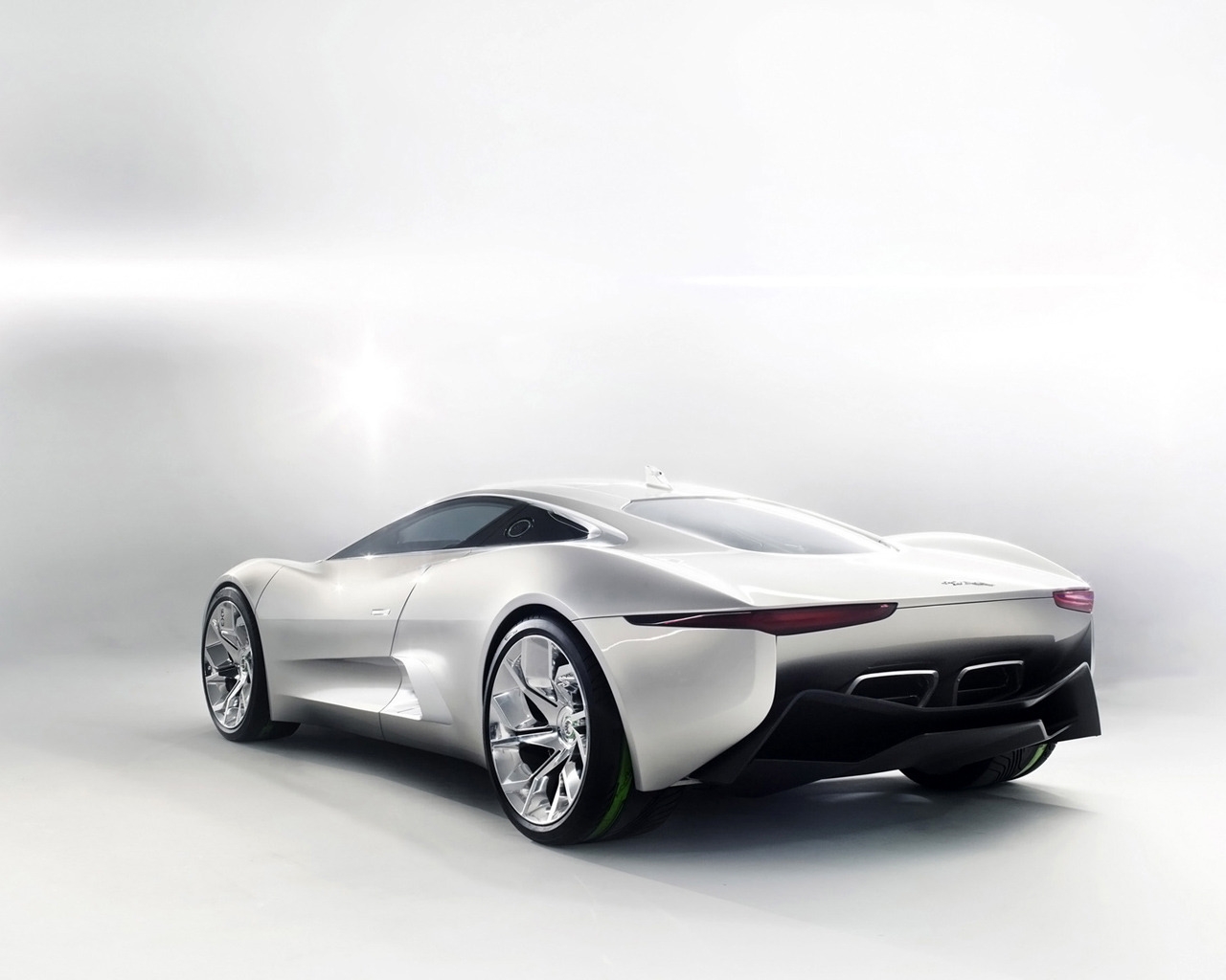 Jaguar C-X75 Concept Studio for 1280 x 1024 resolution