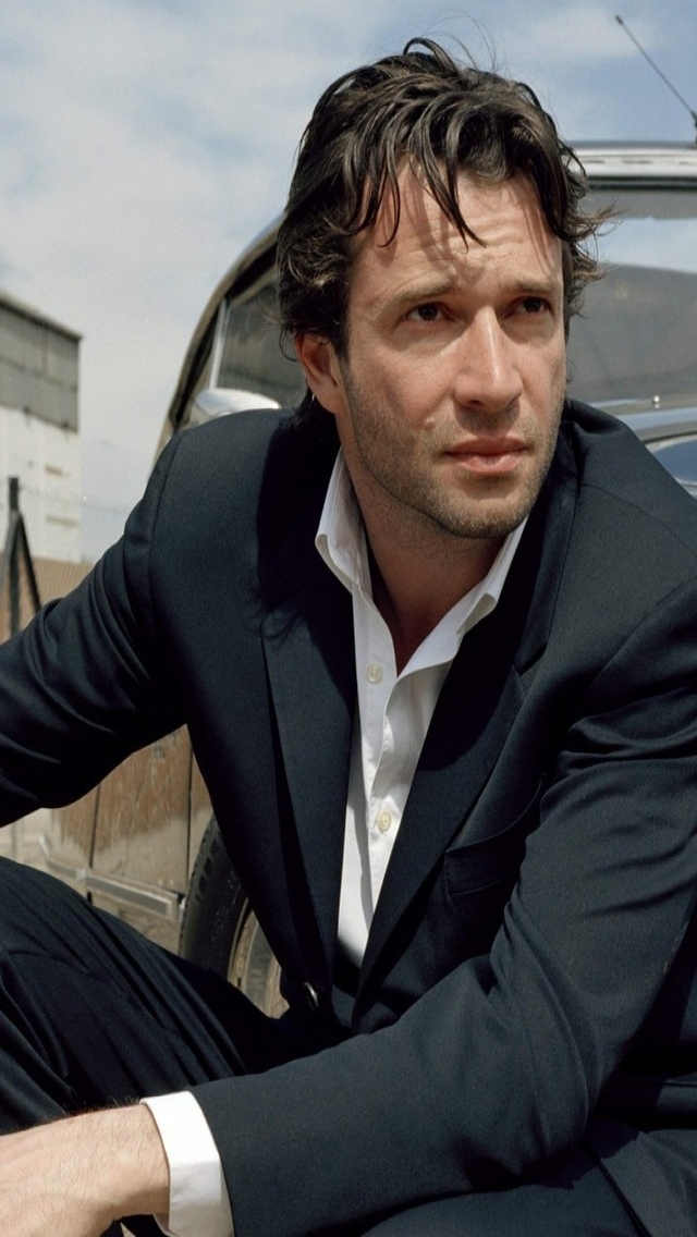 James Purefoy in a Black Suit for 640 x 1136 iPhone 5 resolution