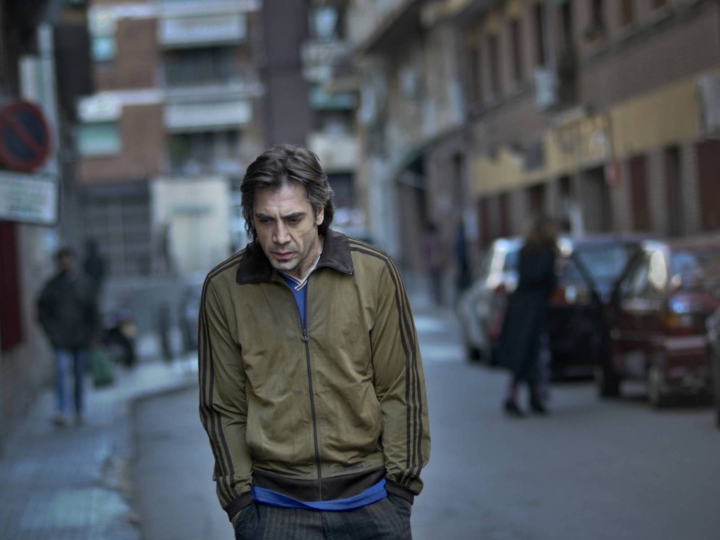 Javier Bardem Lonely for 1024 x 768 resolution