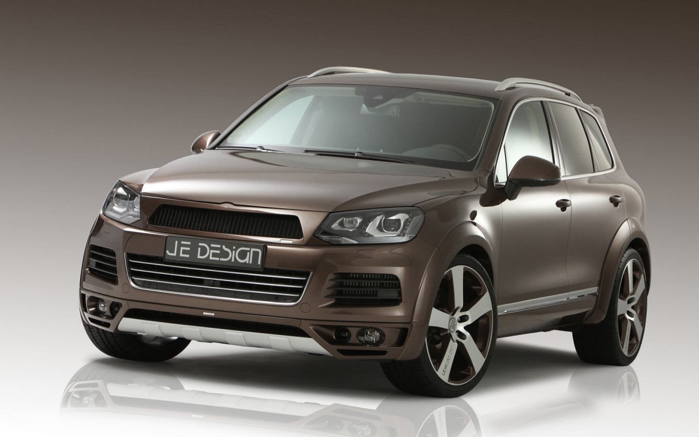 JE Design Volkswagen Touareg Front Angle for 1440 x 900 widescreen resolution