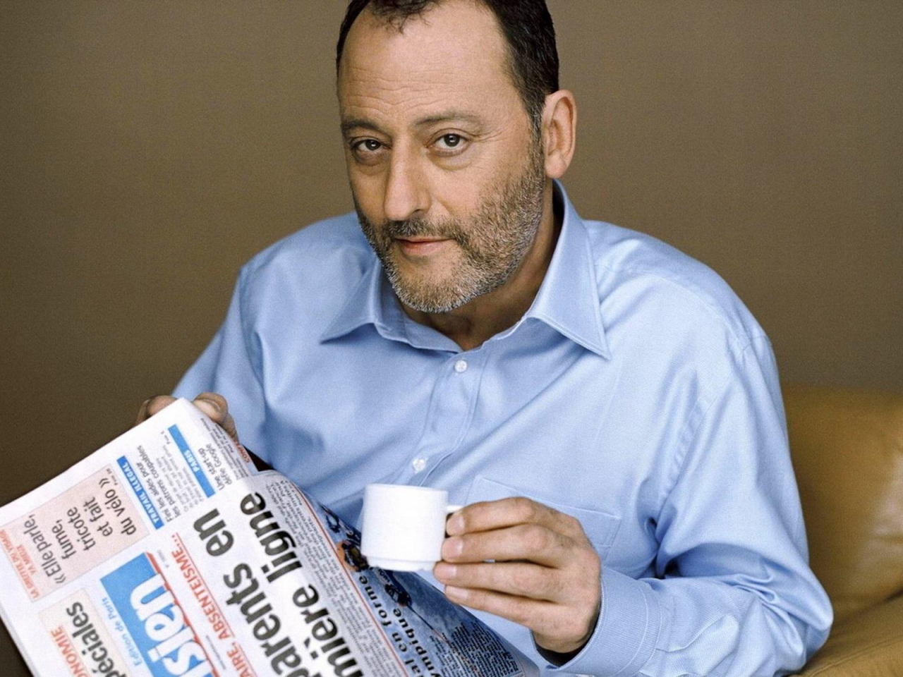 Jean Reno Coffee Time for 1280 x 960 resolution