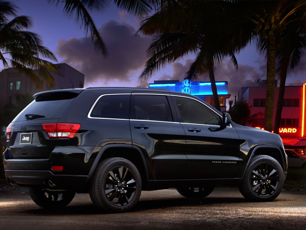 Jeep Grand Cherokee Rear Concept for 1280 x 960 resolution